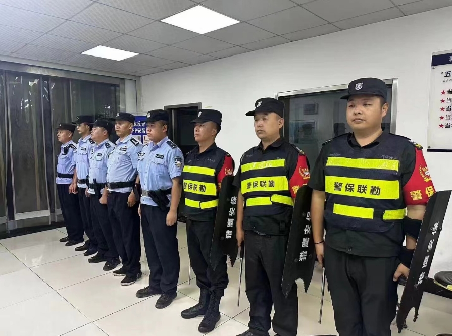 【警保聯(lián)勤】巡邏途中遇車(chē)禍，警保合力共救援